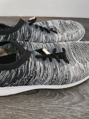 Bloch Black and Gray Knit Slip-On Athletic Dance Shoes Womens 9